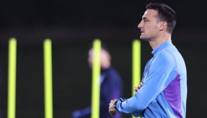 NBA直播-阿根廷战前动员：斯卡洛尼致谢，梅西向全队喊话