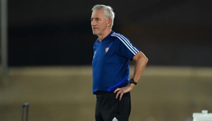 NBA免费直播-阿联酋足协力挺主帅 范马尔维克将继续指挥12强赛